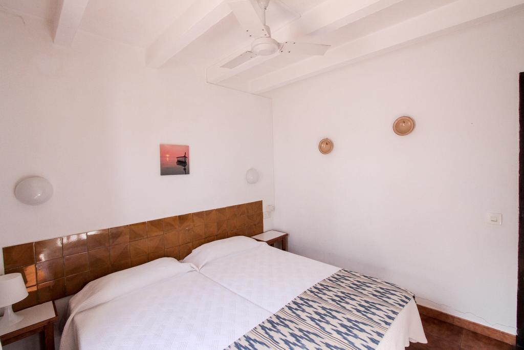 Apartamentos Sa Cala Cala Morell Bagian luar foto